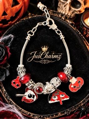 Creepy Cute Spooky Charm Bracelet | Eyeball Pizza Jack O Lantern